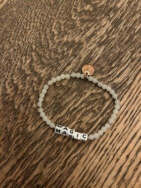 Beaded MAGIC Stretch Bracelet with White Beads and Rose Gold Tag